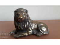 Bronze statue lion
