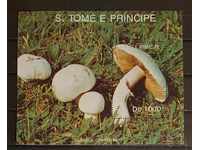 Sao Tome and Principe 1992 Flora / Mushroom Block MNH