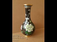 A beautiful 19th century Chinese Clazone bronze cellular enamel vase