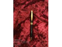 Pierre Cardin-Swiss fountain pen preserved appearance