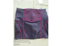 New short 'black leather skirt ZARA size S